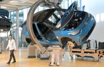 После сделки с Volkswagen китайские производители электромобилей нацелены на переговоры по тарифам в ЕС